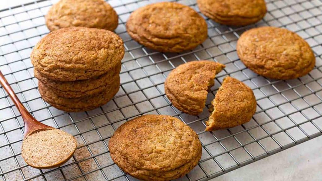 Pumpkin snickerdoodle cookies recipe
