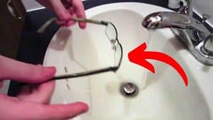 The Best Way To Clean Your Glasses