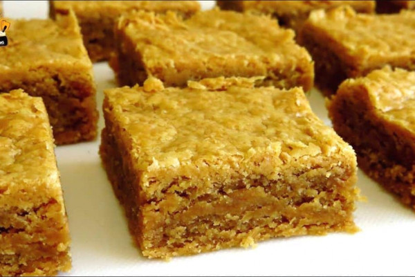 3-Ingredient Homemade Peanut Butter Brownies