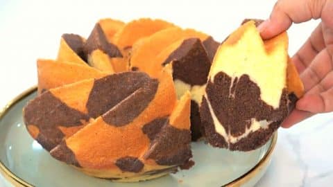 Easy Moist Marble Bundt Swirl Cake Recipe | DIY Joy Projects and Crafts Ideas