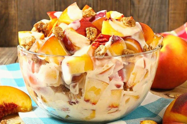 Easy Peach Cobbler Cheesecake Salad Recipe