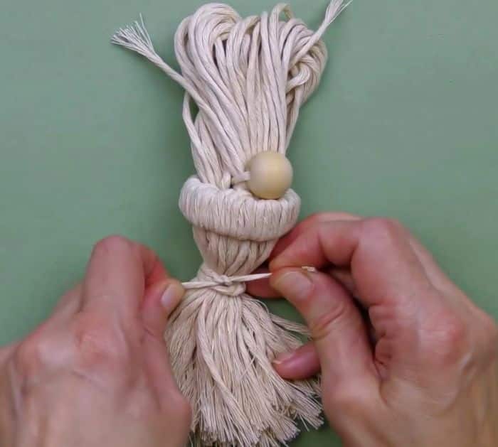 Easy Rope Christmas Gnomes DIY Decor
