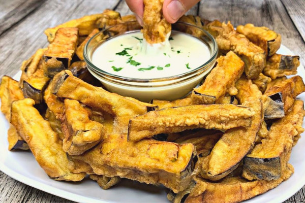 Easy-To-Make Crispy Eggplant Fries w Creamy Dip
