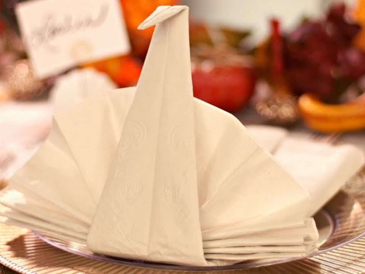 Turkey Napkin Fold, Thanksgiving Napkin Folding