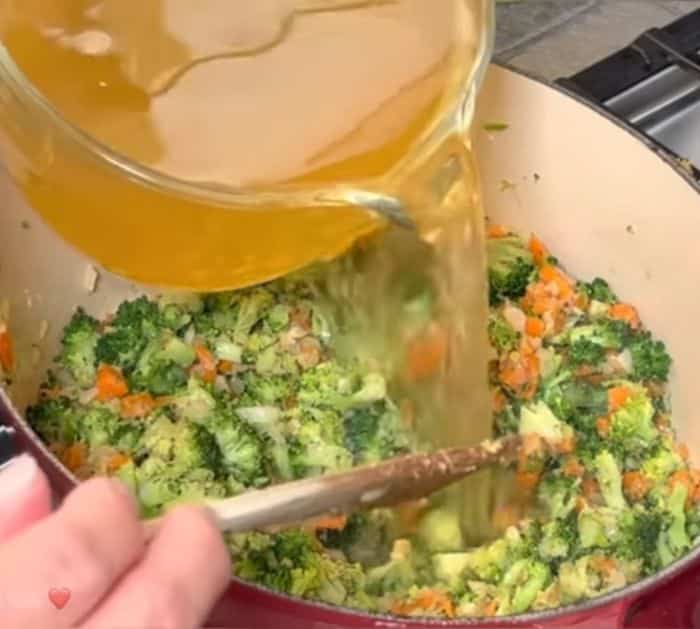 How To Make Broccoli Cheese Soup