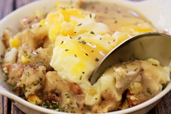 How To Make Leftover Thanksgiving Casserole