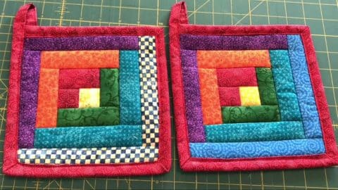 Scrapbuster Log Cabin Potholders Sewing Tutorial | DIY Joy Projects and Crafts Ideas
