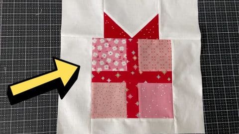 Simple Gift Quilt Block Sewing Tutorial | DIY Joy Projects and Crafts Ideas