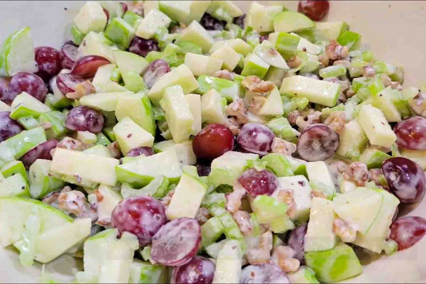 Classic Waldorf Salad Recipe