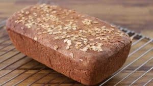 Easy Honey Oatmeal Bread Recipe