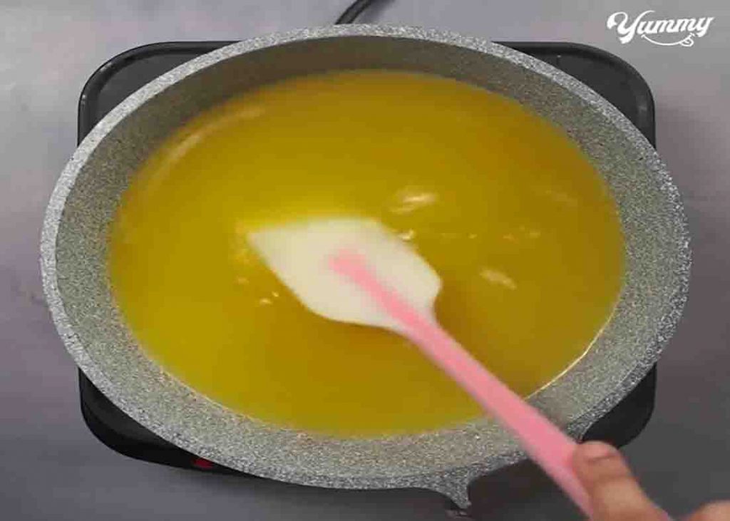 Bringing the jello mixture to a boil