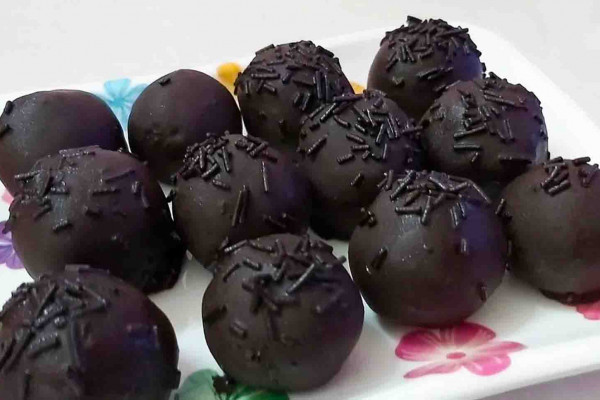 No-bake Oreo balls recipe