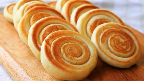 No-Bake Peanut Butter Bread Rolls Recipe | DIY Joy Projects and Crafts Ideas