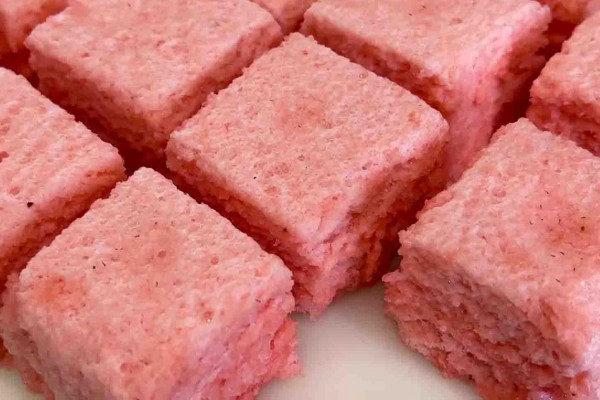 2-Ingredient Strawberry Clouds Recipe