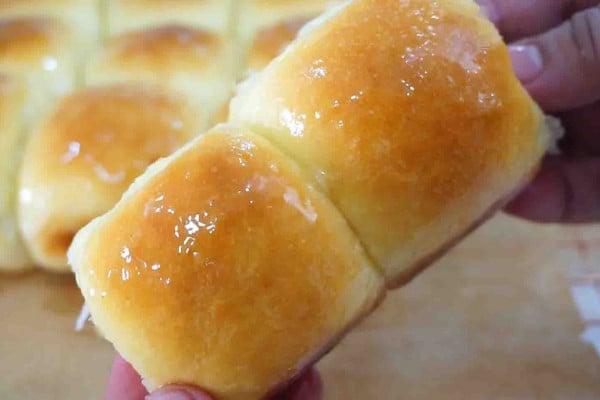 30-minute dinner rolls recipe
