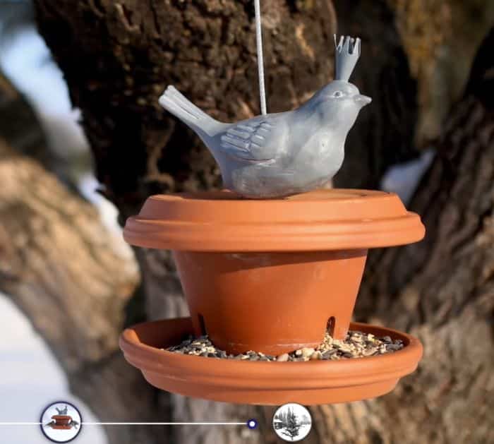 4 Ideas for Feeding Birds in the Winter hanging pot