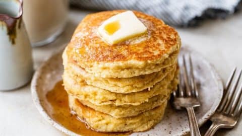 Easy Almond Flour Pancake Recipe | DIY Joy Projects and Crafts Ideas