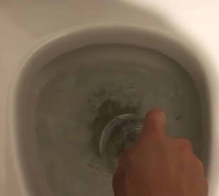 Easy Clogged Toilet Hack Using Plastic Bottle