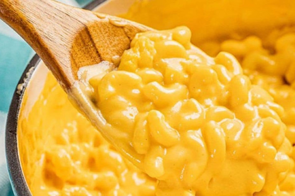Easy Stovetop Mac and Cheese