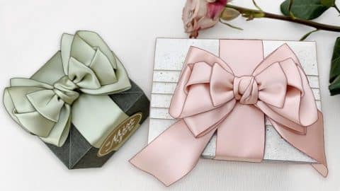 Gift Wrapping and Ribbon Bow Tutorial | DIY Joy Projects and Crafts Ideas