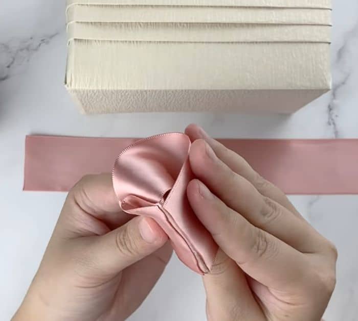 Gift Wrapping and Ribbon Bow Tutorial