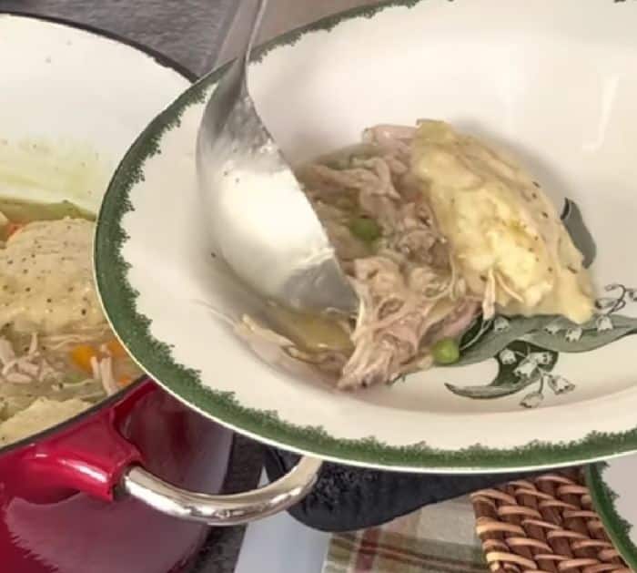 How To Make Chicken And Dumplings