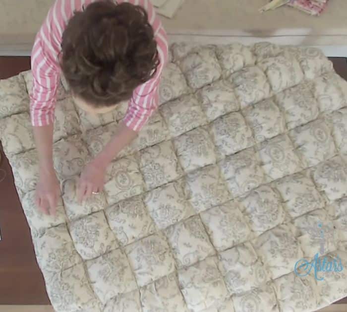 How To Sew Warm Winter Bed Quilt