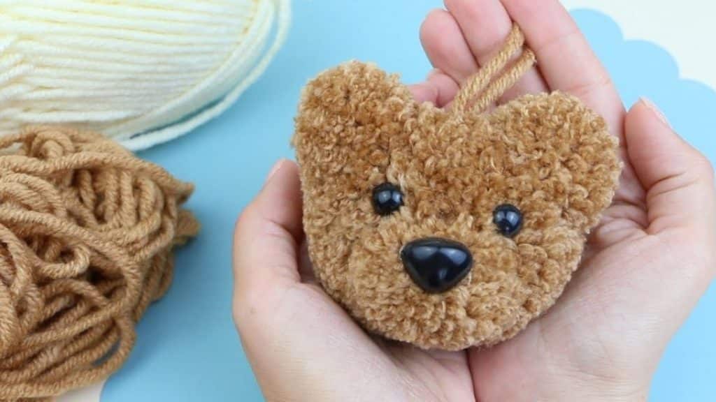 How to Make a Pompon Bear