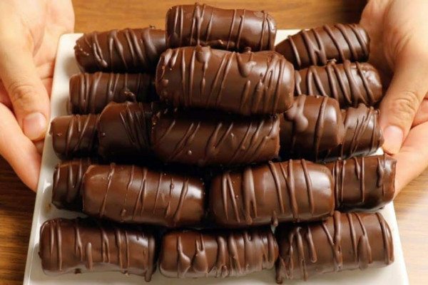 Super Easy Chocolate Bars Recipe