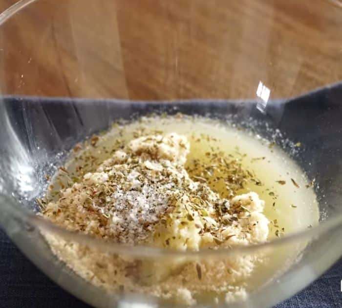 Super Easy Garlic Cheese Butter Potatoes Recipe