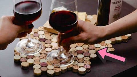 Easy DIY Wine Cork Placemats Tutorial | DIY Joy Projects and Crafts Ideas