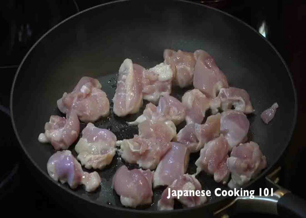 Sauteing the chicken thighs for the cream stew recipe