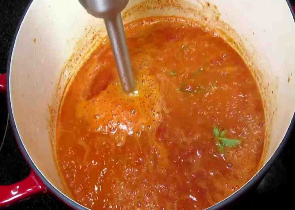 Blending the tomato soup