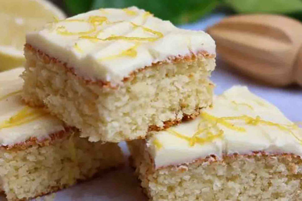 One-bowl coconut lemon slice recipe
