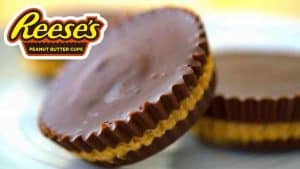 4-Ingredient Homemade Reeses Cup Recipe