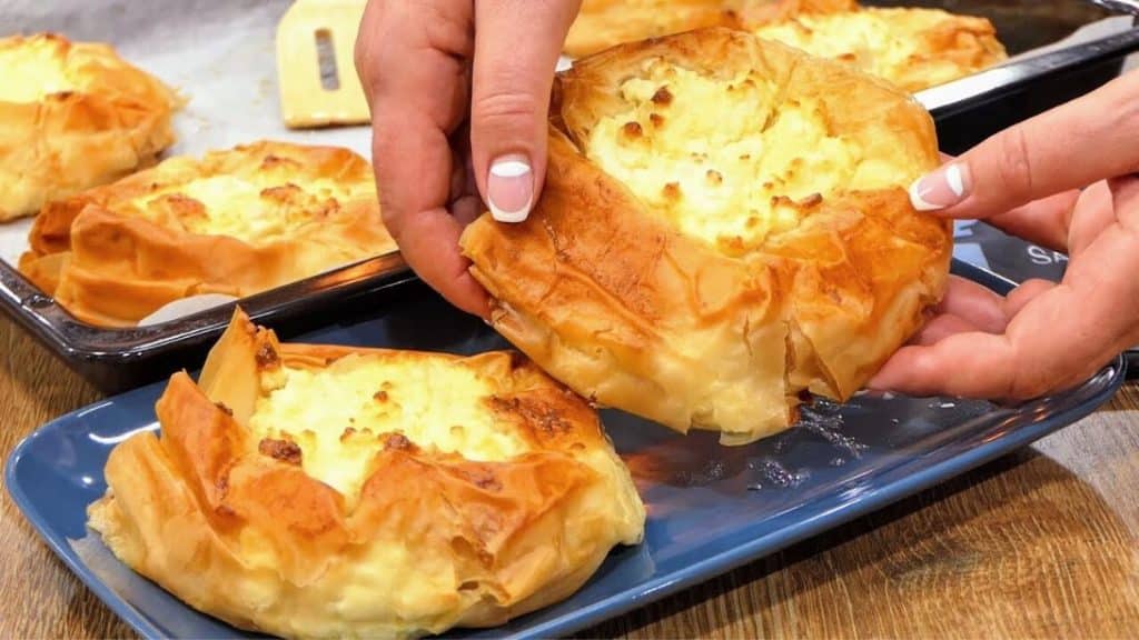 5-Ingredient Crunchy and Cheesy Breakfast Pastry