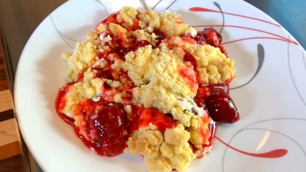 5-Ingredient Strawberry Cheesecake Dump Cake