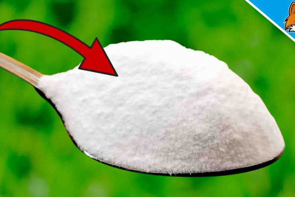 7 Cleaning Tricks With Baking Soda