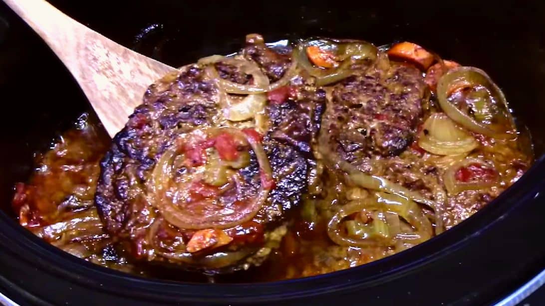 Easy Crockpot Steak Recipe For Dinner | DIY Joy Projects and Crafts Ideas