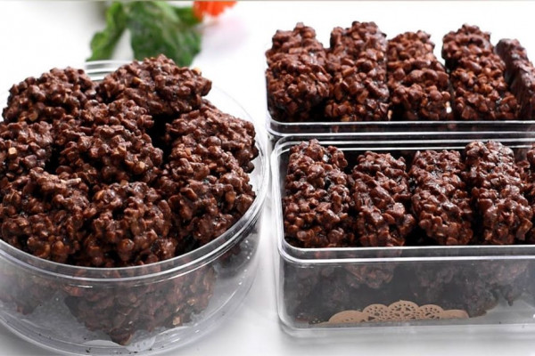 Easy Crunchy Chocolate Snack