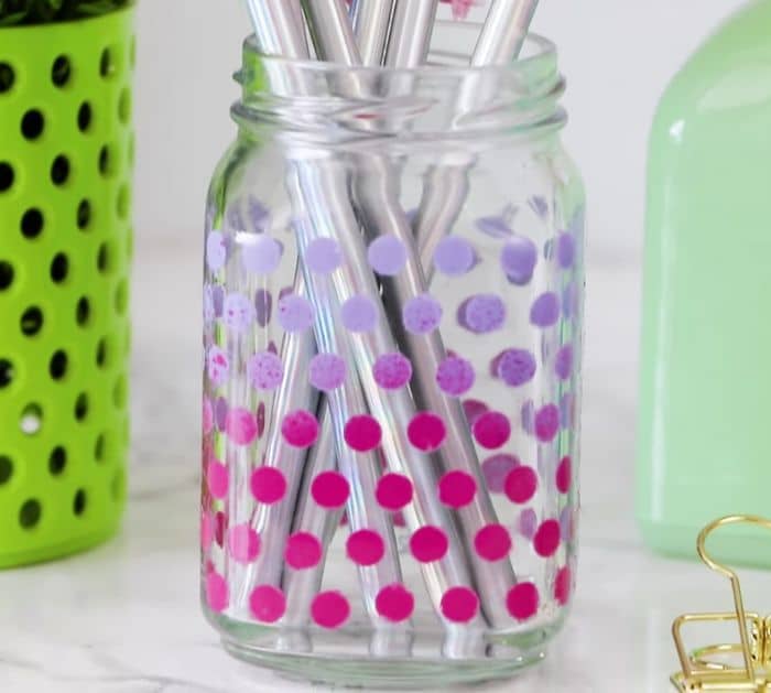 3 Easy DIYs to Make from Paper Straws - HGTV Handmade 