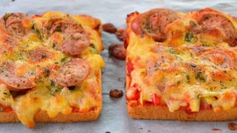 Easy Delicious Pizza Toast Recipe | DIY Joy Projects and Crafts Ideas