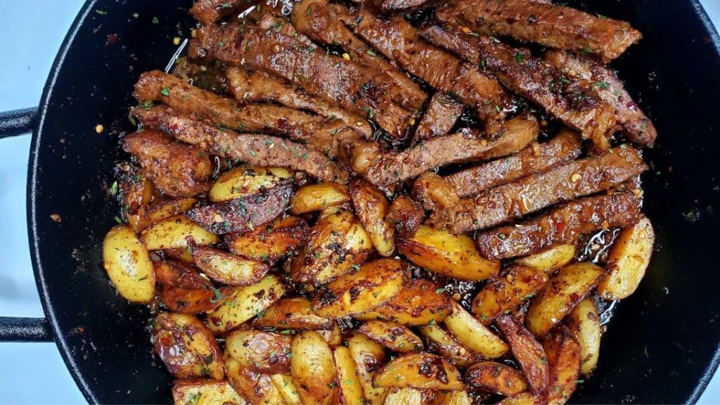 Easy Skillet Garlic Butter Steak and Potatoes Recipe