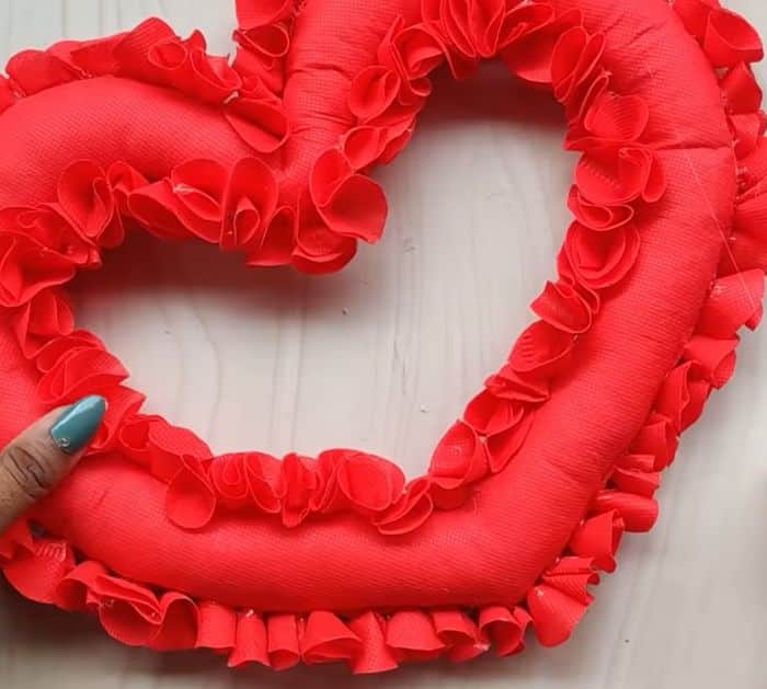 Heart Wreath Made from Eco Bag DIY project