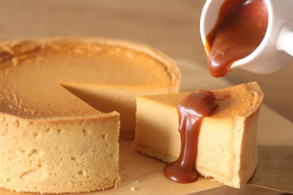 How to Make Rich Caramel Cheesecake Tart
