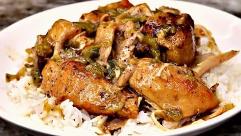 How to Make Southern-Style Stewed Chicken | DIY Joy Projects and Crafts Ideas