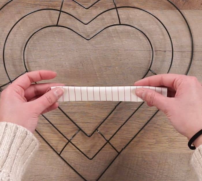 How to Make the Blushing Heart Wreath tutorial