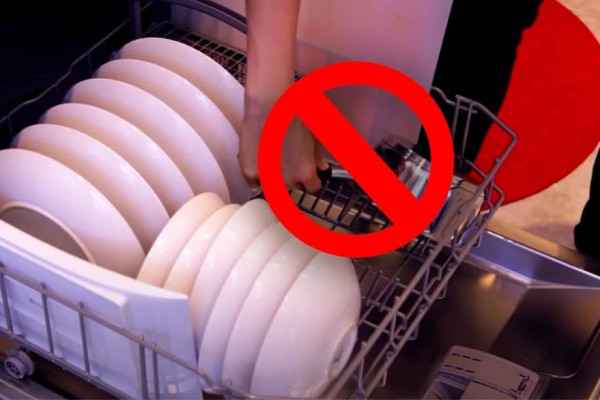 Items You Should Never Put In The Dishwasher