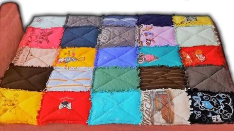 Making a Wool Quilt from Old T-Shirts | DIY Joy Projects and Crafts Ideas