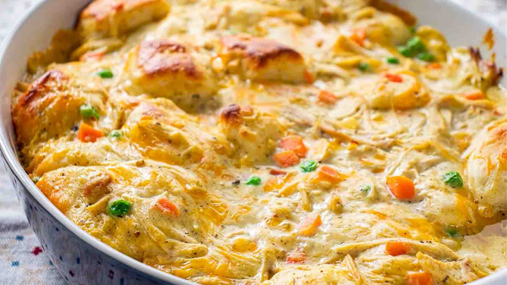 Chicken And Biscuits Casserole Recipe | DIY Joy Projects and Crafts Ideas